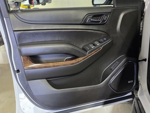 Used 2019 Chevrolet Tahoe LT RWD image 22