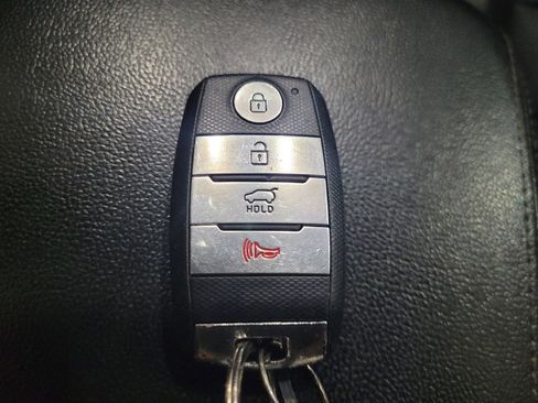 Used 2019 Kia Sorento EX AWD/4WD image 32