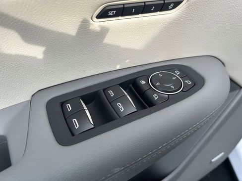 New 2025 Cadillac XT5 Premium Luxury w/ Technology Package image 40