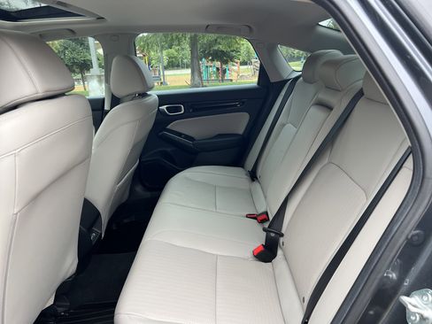 Used 2024 Honda Civic Touring image 30