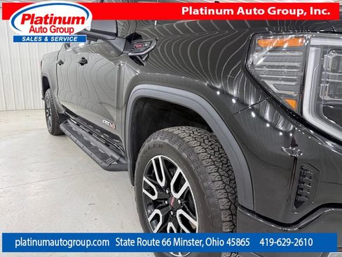 Used 2024 GMC Sierra 1500 AT4 w/ Technology Package AWD/4WD image 49