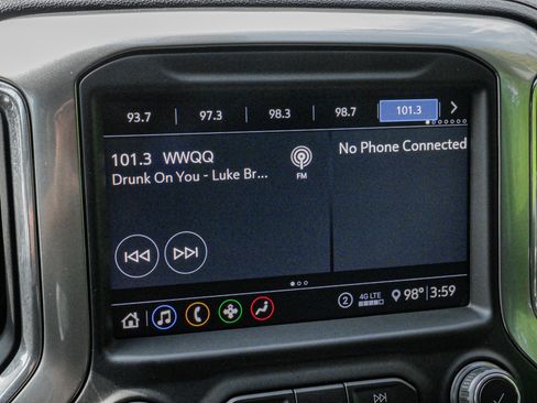 Used 2020 Chevrolet Silverado 1500 LT Trail Boss image 23