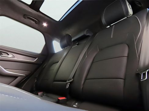 Used 2025 Jaguar F-PACE R-Dynamic S image 23