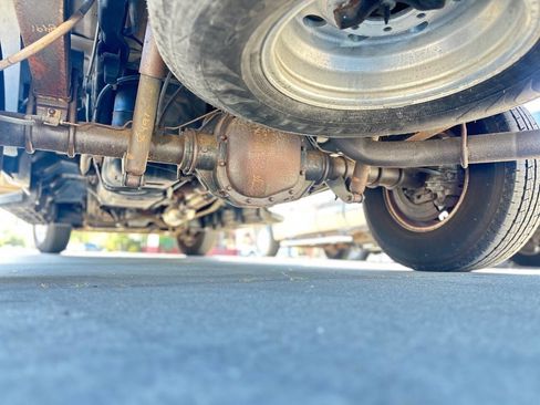 Used 2004 Ford F350 XL image 12