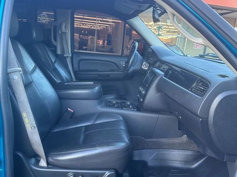 Used 2007 GMC Yukon XL SLE image 30