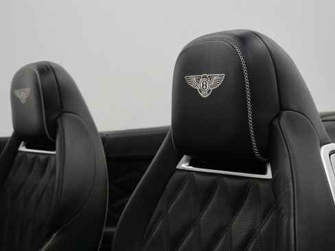 Used 2012 Bentley Continental GT image 32