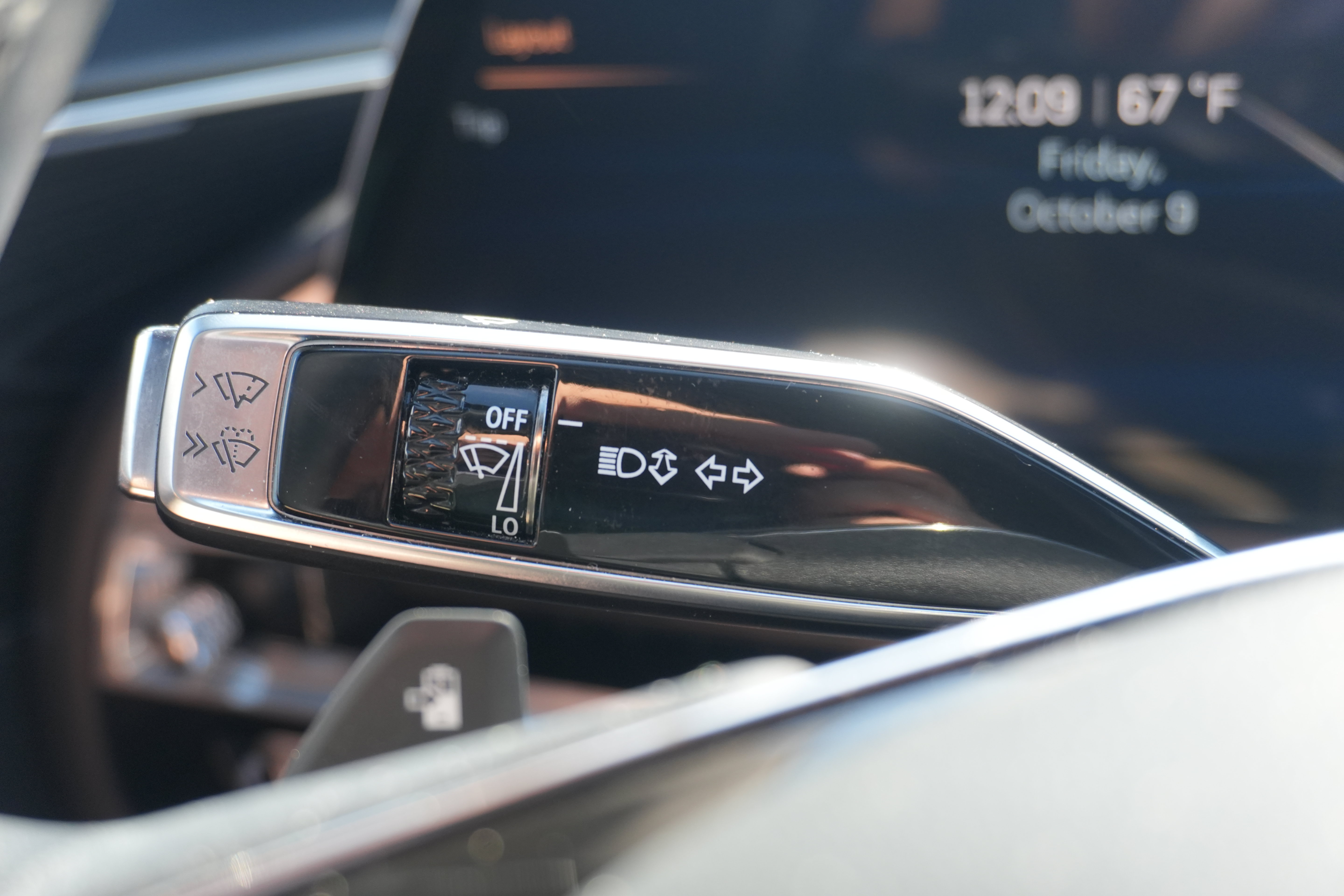 Used 2024 Cadillac Lyriq Sport AWD/4WD image 45