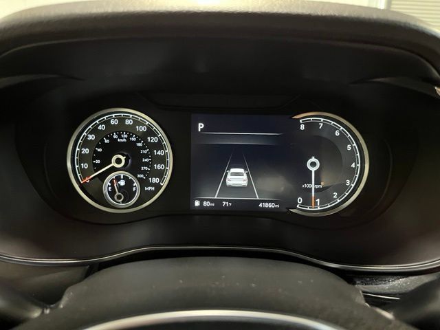 Used 2025 Genesis G70 2.5T RWD image 25