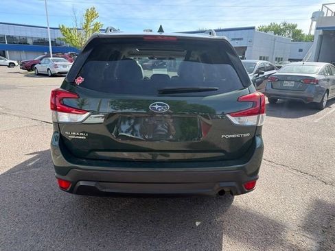 Used 2024 Subaru Forester Premium AWD/4WD image 4