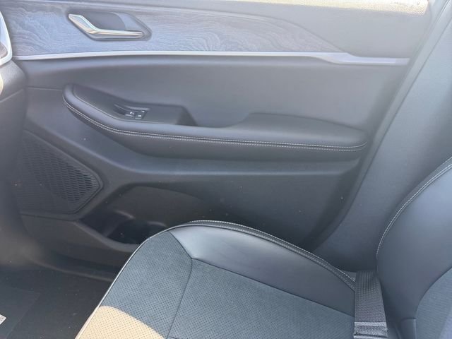 New 2026 Jeep Grand Cherokee Altitude AWD/4WD image 18