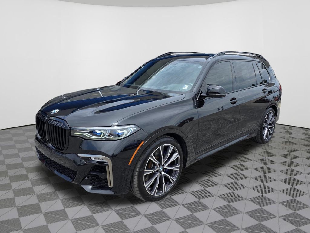 Used 2021 BMW X7 M50i w/ Dynamic Handling Package AWD/4WD image 2