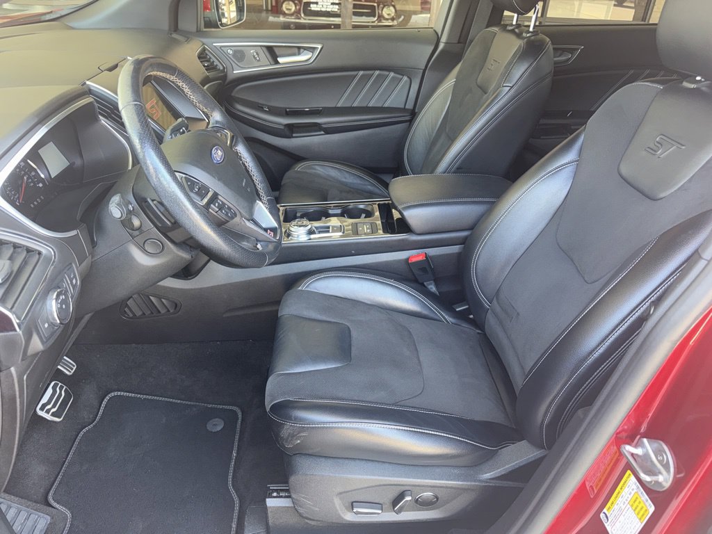 Used 2019 Ford Edge ST w/ Equipment Group 401A AWD/4WD image 12
