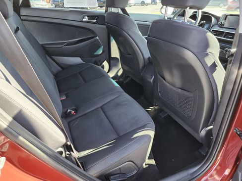 Used 2020 Hyundai Tucson SE image 19