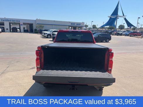 Used 2025 Chevrolet Silverado 2500 LT w/ Trail Boss Package AWD/4WD image 3