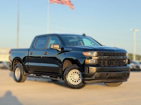 Used 2020 Chevrolet Silverado 1500 W/T w/ WT Convenience Package RWD image 2