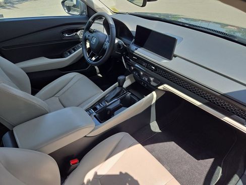 Used 2023 Honda Accord EX-L image 27