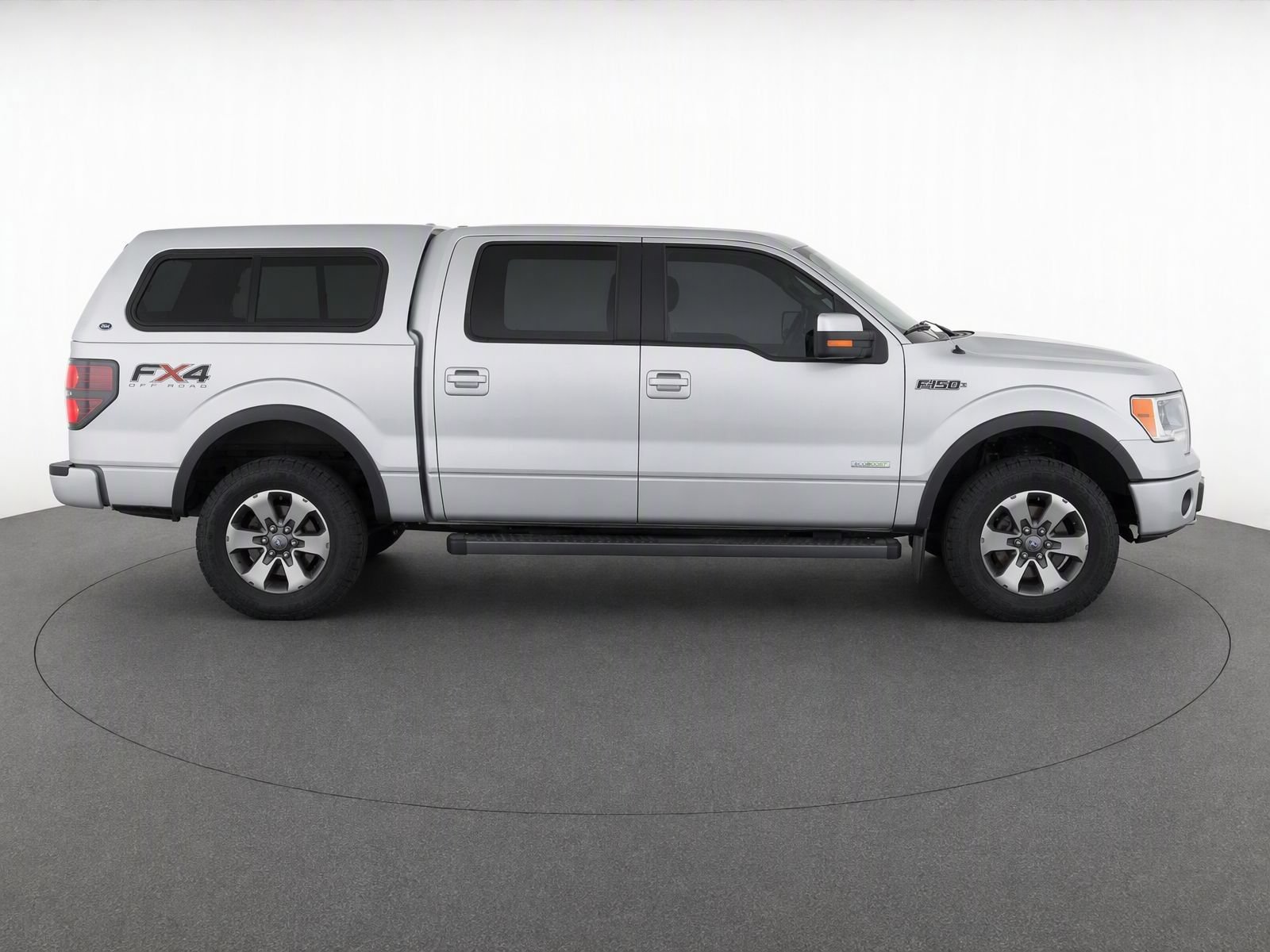 Used 2014 Ford F150 FX4 w/ Equipment Group 402A Luxury AWD/4WD image 8