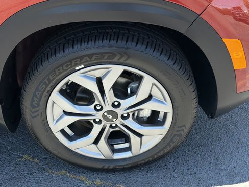 Used 2024 Kia Seltos S FWD image 12
