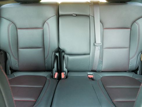 Used 2023 Chevrolet Blazer RS w/ Enhanced Convenience Package AWD/4WD image 13