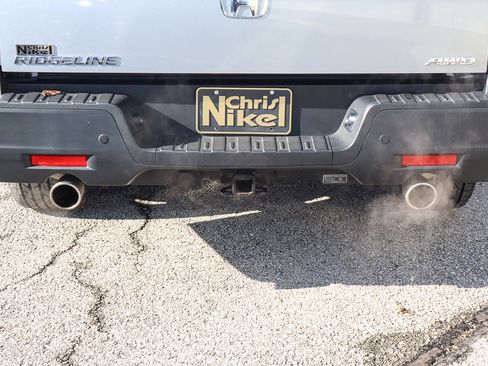 Used 2023 Honda Ridgeline RTL-E image 13