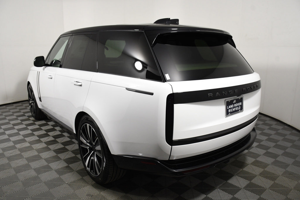 New 2026 Land Rover Range Rover SE AWD/4WD image 4