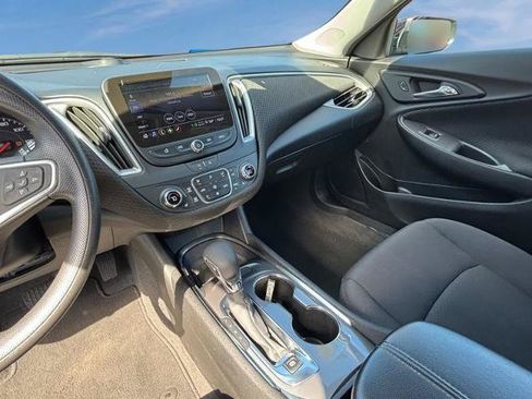 Used 2023 Chevrolet Malibu LT FWD image 20