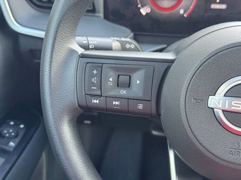 Certified 2025 Nissan Kicks S image 26