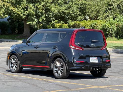 Used 2020 Kia Soul GT-Line Turbo FWD image 3