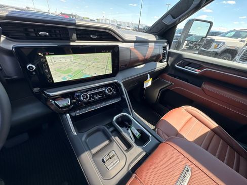 New 2026 GMC Sierra 2500 Denali Ultimate w/ Snow Plow Prep/Camper Package AWD/4WD image 32