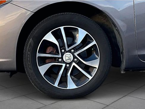 Used 2014 Honda Civic EX image 11