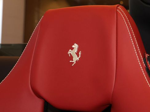 Certified 2021 Ferrari 812 GTS RWD image 38