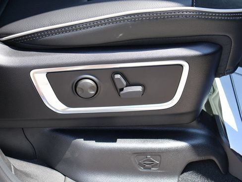 New 2026 RAM 1500 Laramie w/ Sport Appearance Package AWD/4WD image 9