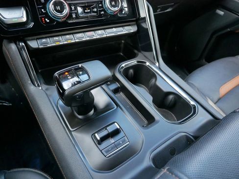 Used 2024 GMC Sierra 1500 AT4 w/ Technology Package image 27