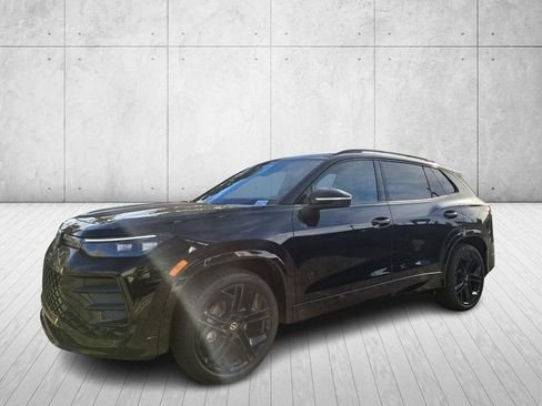 New 2026 Volkswagen Tiguan SE R-Line image 1