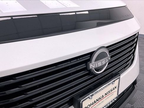 Certified 2025 Nissan Murano SL image 28