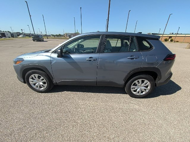 Used 2026 Toyota Corolla Cross L FWD image 9
