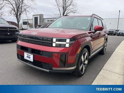 Used 2024 Hyundai Santa Fe Limited image 3