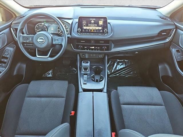 Used 2024 Nissan Rogue SV FWD image 22