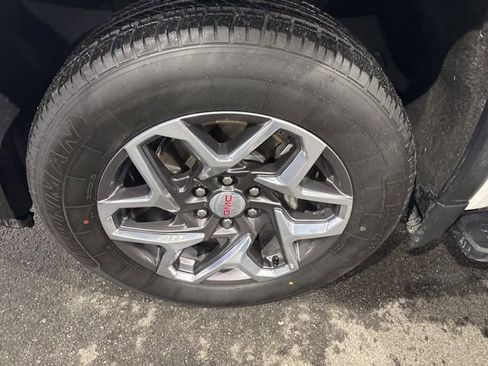 Certified 2023 GMC Sierra 1500 SLT w/ SLT Premium Package image 40