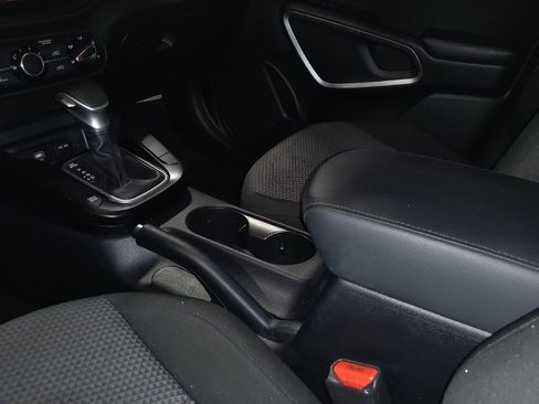 Used 2022 Kia Soul LX FWD image 26