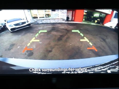 Used 2024 Nissan Versa SV image 30