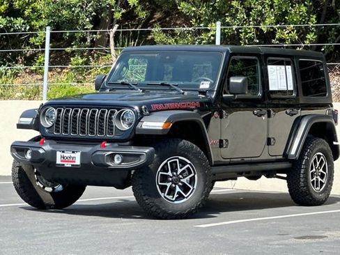 Used 2025 Jeep Wrangler Unlimited Rubicon AWD/4WD image 1