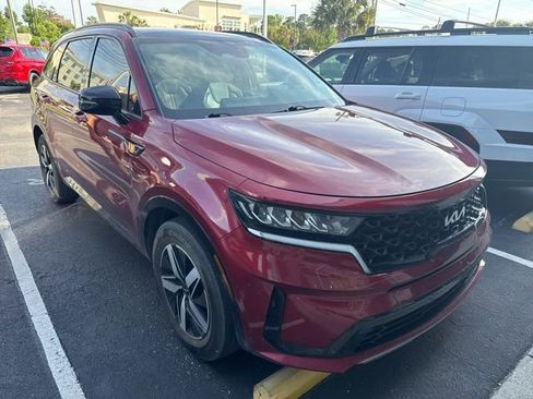 Used 2022 Kia Sorento S w/ Panoramic Sunroof Package FWD image 10
