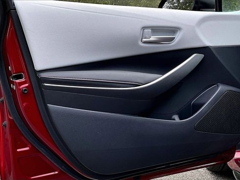 Used 2023 Toyota Corolla SE image 17