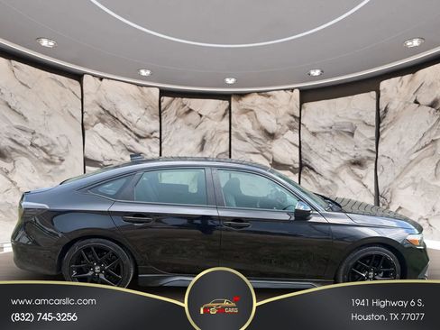 Used 2022 Honda Civic Sport image 4