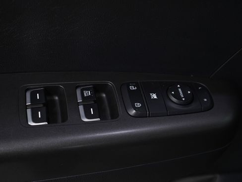 Used 2021 Kia Sportage LX image 22