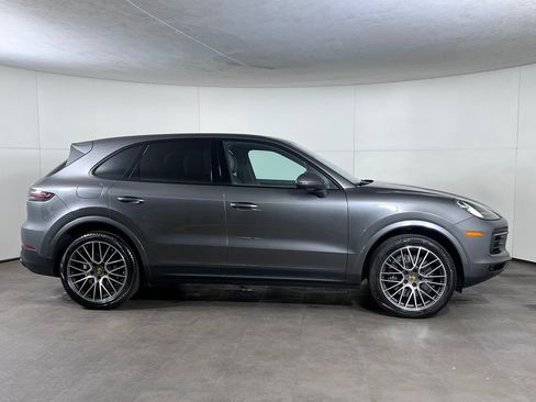 Certified 2023 Porsche Cayenne AWD/4WD image 7