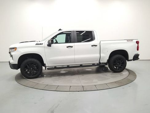Used 2026 Chevrolet Silverado 1500 LT Trail Boss w/ Safety Package AWD/4WD image 4