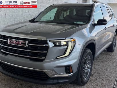 Used 2025 GMC Acadia Elevation