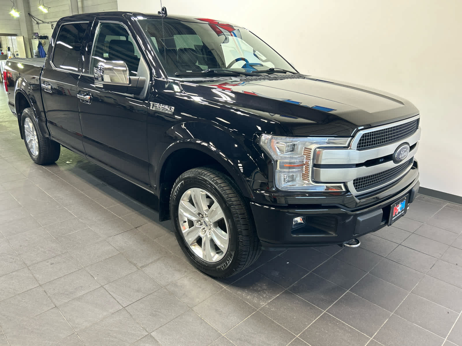 Used 2020 Ford F150 Platinum w/ Equipment Group 701A Luxury AWD/4WD image 2